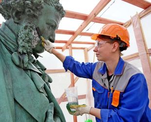 Названы самые высокооплачиваемые вакансии в сфере реставрации объектов культурного наследия Санкт-Петербурга