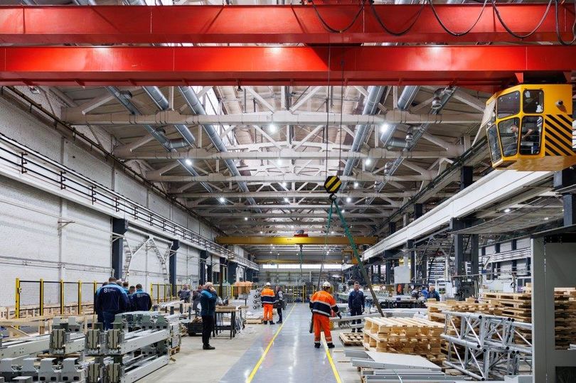 Сенаторы обсудили вопросы развития лифтостроительной отрасли РФ на Щербинском лифтостроительном заводе