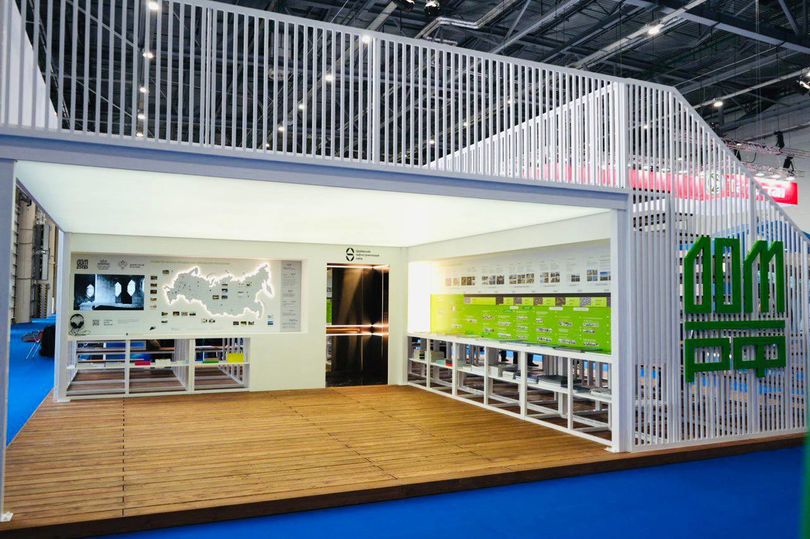 Щербинский лифтостроительный завод представил модель «Горизонт» на форуме в Казани