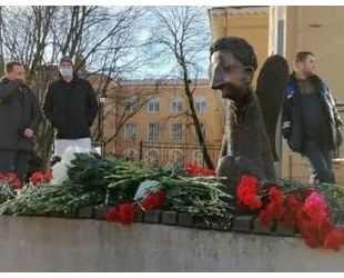 Александр Беглов поддержал предложение об установке в Петербурге памятника всем жертвам эпидемии&nbsp;