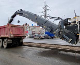 В Пскове ремонтируют дороги