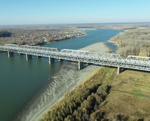 В Барнауле открыли движение по совмещенному мосту через Обь