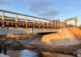 В Коми продолжают замену деревянных мостов