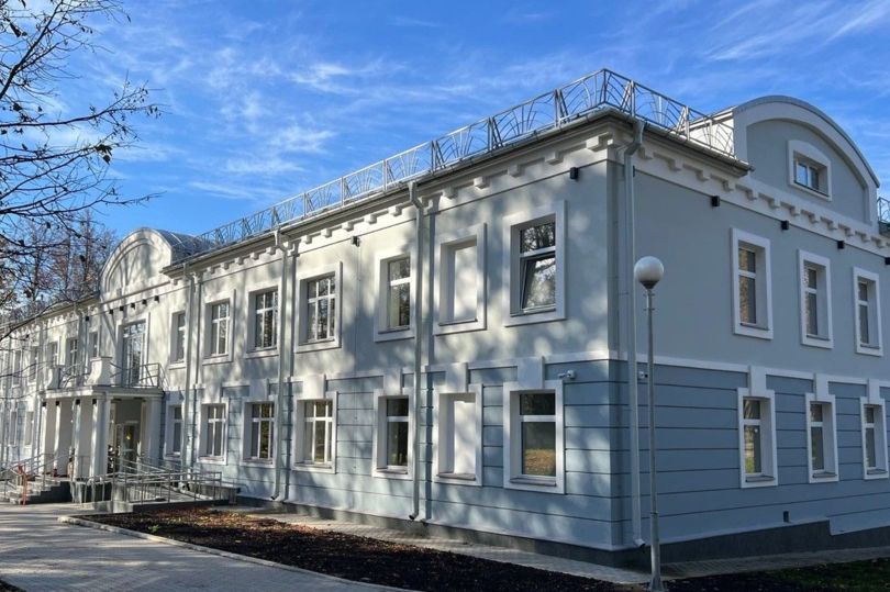 В родовом имении Льва Толстого завершилась реконструкция здания реставрационных мастерских