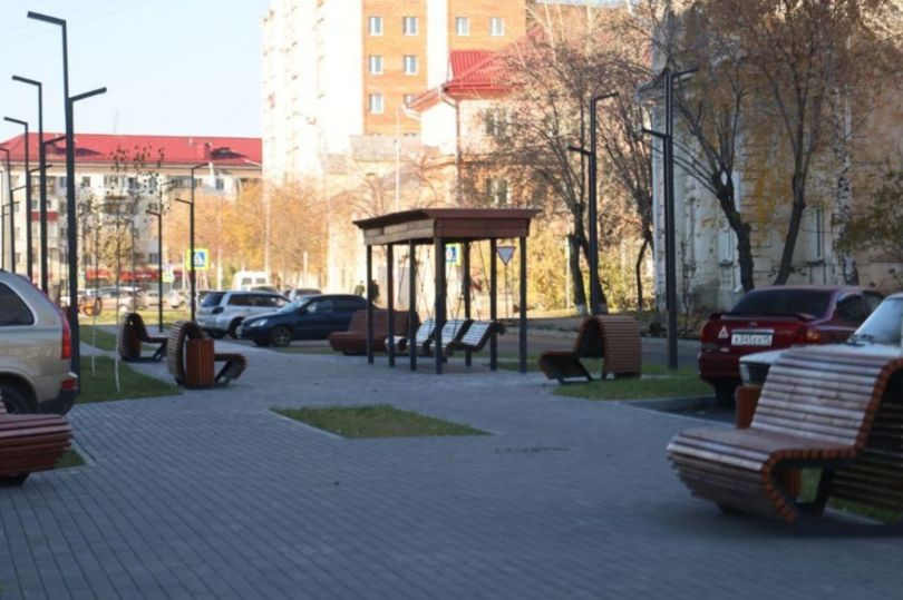 В Кургане завершили создание нового сквера по улице Кремлёва