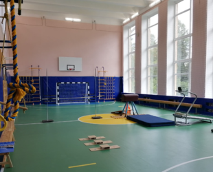 Ленинградские школы получили новые спортзалы