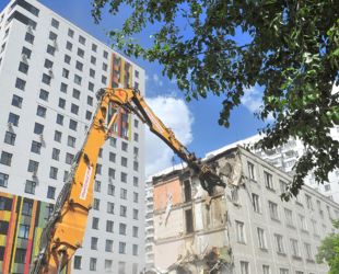 65 жилых домов по программе реновации  демонтировали в Москве
