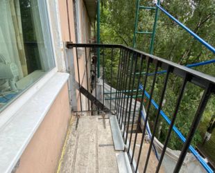 До конца года в Красногвардейском районе планируют отремонтировать 109 аварийных балконов
