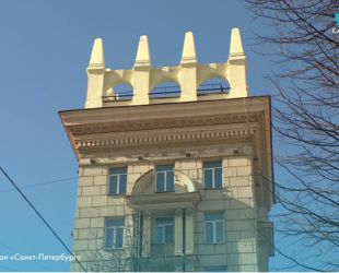 В историческом здании на проспекте Стачек провели капитальный ремонт кровли 