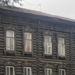 Пострадавший от пожара деревянный дом в Томске восстановили