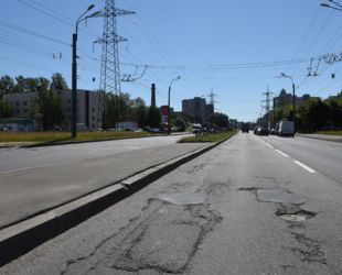 Старт ремонтных работ дорожного покрытия на Индустриальном проспекте