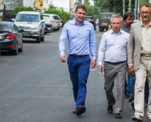 Администрация Архангельска проверила качество ремонта дороги на улице Серафимовича