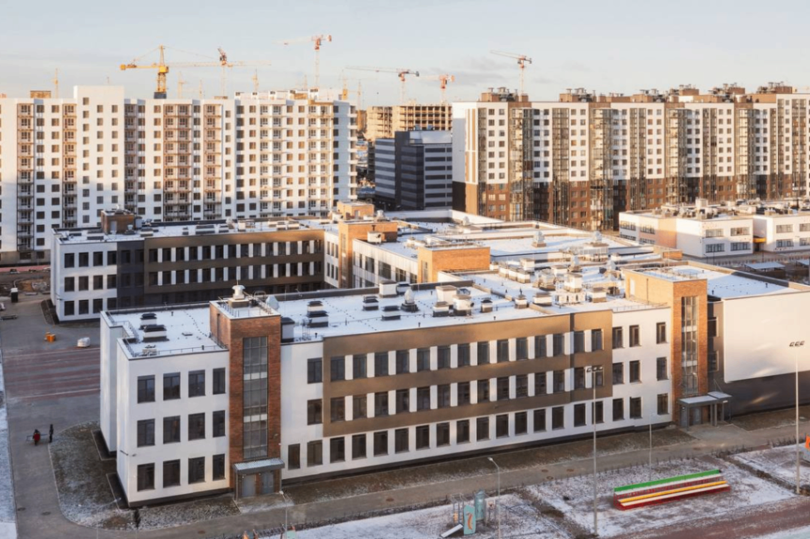 Госстройнадзор выдал разрешение на ввод в эксплуатацию школы на 1050 мест в ленинградском Новоселье