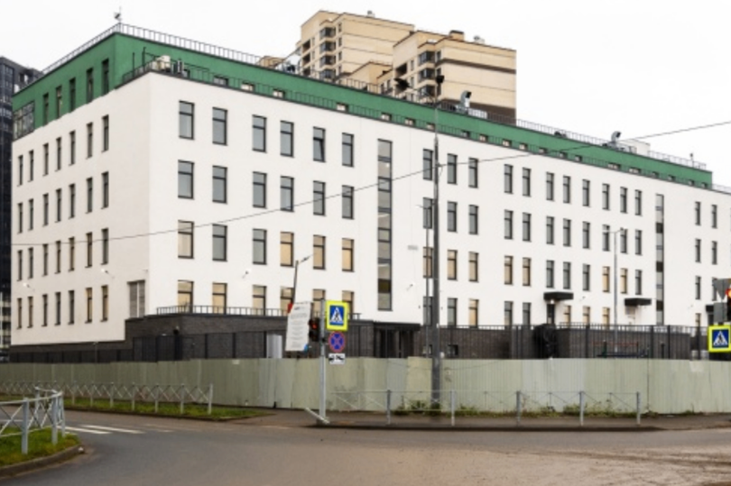 На Русановской улице Петербурга ввели в эксплуатацию новый поликлинический комплекс на 420 посещений за смену