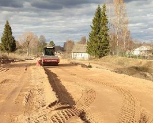 Продолжается реконструкция участка дороги Валдай — Демянск