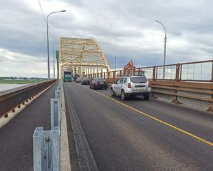 По Краснофлотскому мосту в Архангельске досрочно открыты для движения две полосы из четырех
