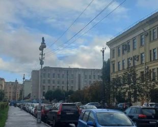 Стилизованные под старину фонари установят в центре Петербурга