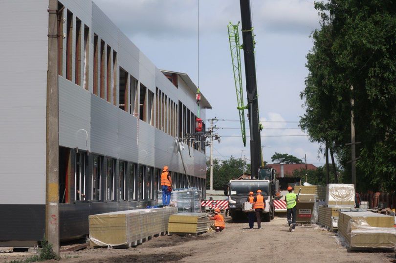 В Батайске Ростовской области строят новую начальную школу на 400 мест