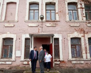 В Окуловке Новгородской области отреставрируют исторический купеческий клуб