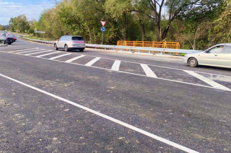 В подмосковсном Дмитрове завершили капитальный ремонт моста через реку Хамиловку