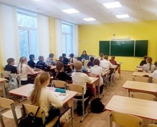 В новгородском посёлке Любытино после капремонта открылась школа