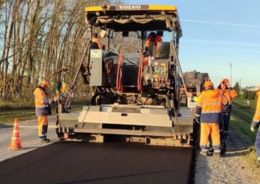 В Татарстане уложен первый экспериментальный участок дороги из самовосстанавливающегося асфальтобетона