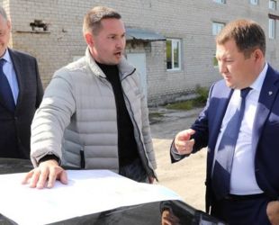 Замминистра строительства и ЖКХ Максим Егоров осмотрел объекты водоснабжения на Соловках