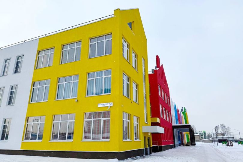 В петербургских Шушарах открылся детский сад, построенный по «петербургскому стандарту» – с бассейном и соляной пещерой