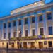 Фасад Театра имени Ленсовета в Петербурге оформлен новой художественной подсветкой