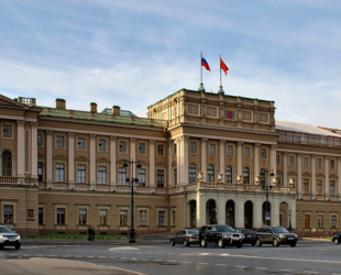 Петербургский парламент подготовил поправки в федеральный законопроект о реновации