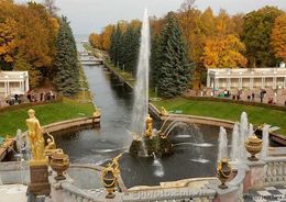 В Петергофе закрыли фонтанный сезон