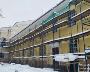 В Сланцах - полным ходом реконструкция Дома культуры