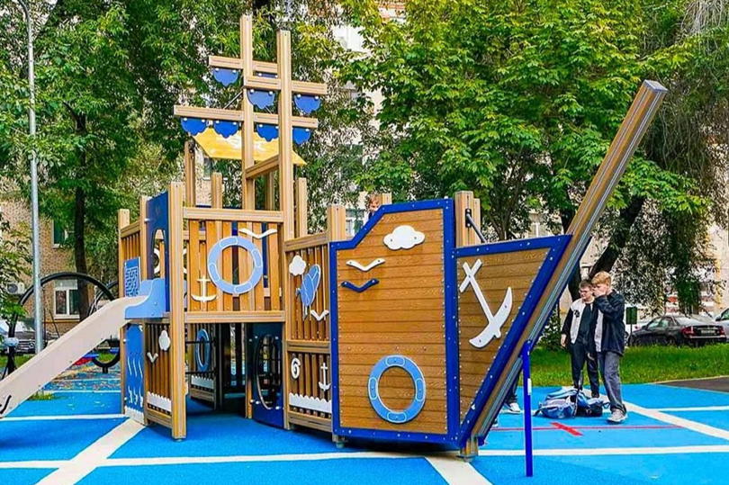 В Москве появляются детские площадки в морском стиле