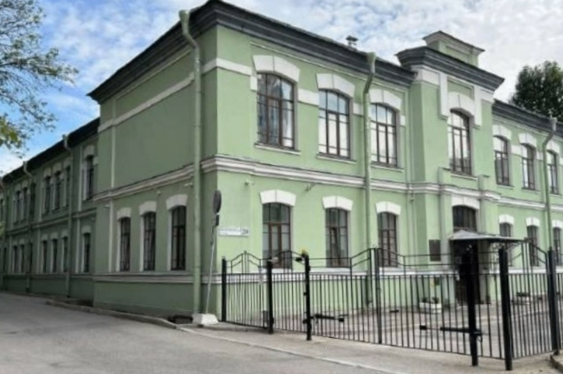 В Петербурге здание Охтинского низшего механико-технического училища включено в реестр в качестве регионального памятника