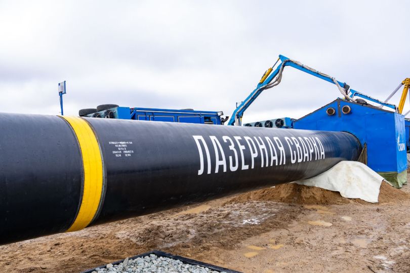 «Газпром» первым в мире начал применять лазерную сварку труб магистральных газопроводов в полевых условиях