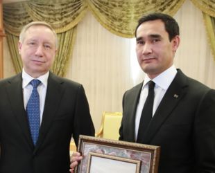 Сотрудничество в сфере строительства, медицины, образования, сохранения памяти о войне - приоритеты в отношениях Петербурга с Туркменистаном