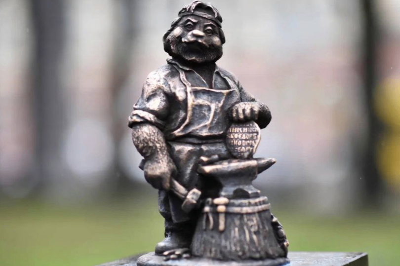 Медведь-чеканщик появился в Ярославле