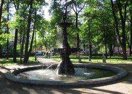 Восемь фонтанов Петербурга отправили на осенне-зимние каникулы