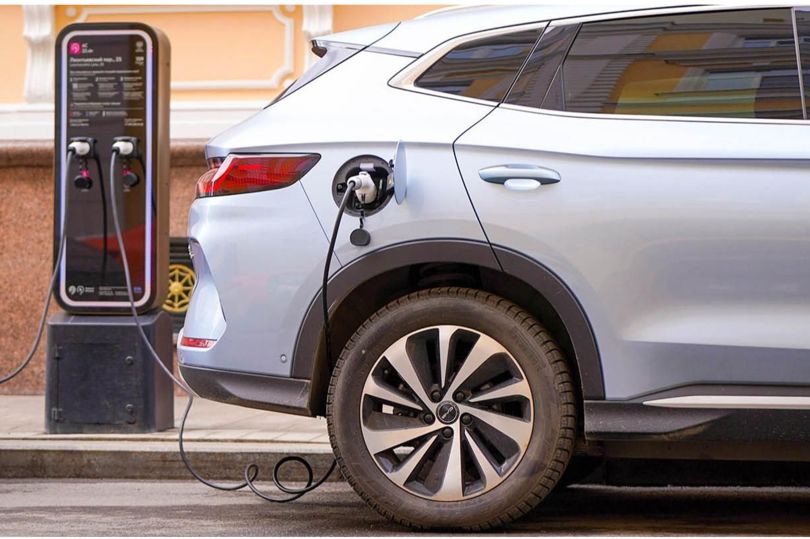 В Москве разработали сверхмощную зарядную станцию для электромобилей