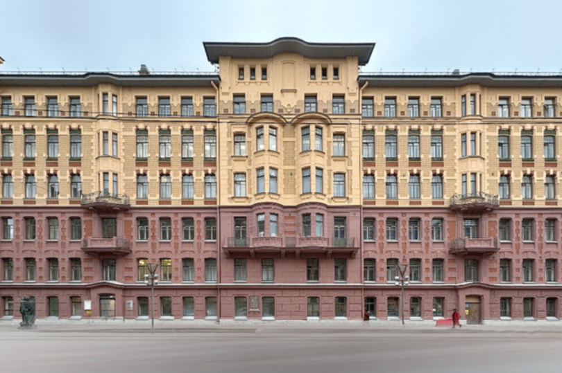 Завершен основной этап реставрации фасадов доходного дома А.Ю. Тами и С.М. Дейчмана на улице Правды