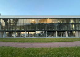 На Приморском проспекте Петербурга ввели в эксплуатацию трехэтажный спорткомплекс