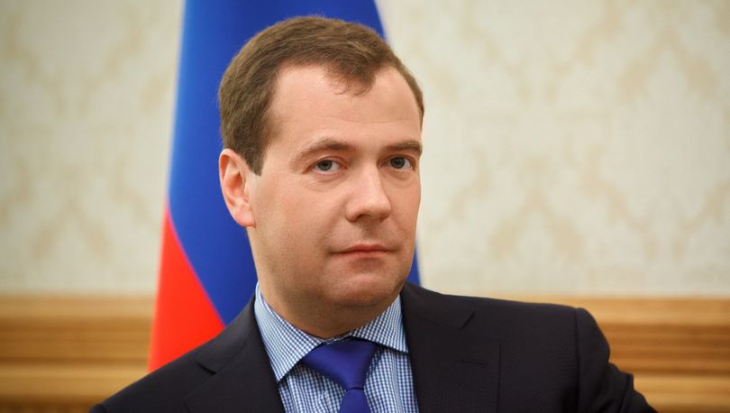 Дмитрий Медведев дал поручения по «новому майскому указу»