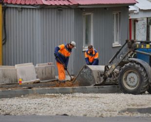 В столице Коми продолжается ремонт дорог и тротуаров по улицам Маркова и Мичурина