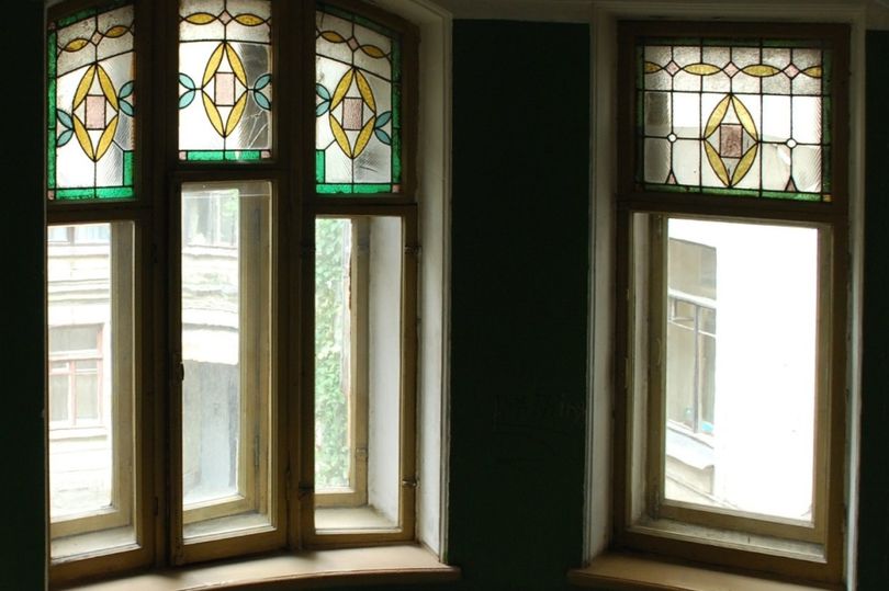Витражные окна