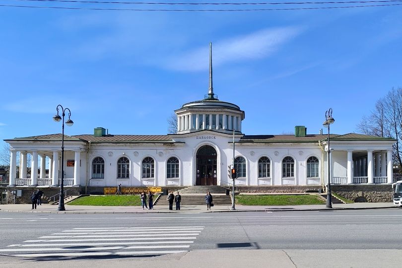В Петербурге железнодорожный вокзал станции Павловск обрёл статус регионального памятника