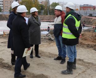 В Пушкине проверили ход работ по реконструкции школы олимпийского резерва