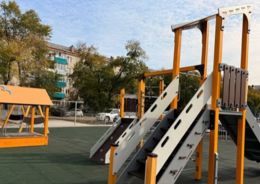 В Белогорске Амурской области обустроили двор для всех возрастов