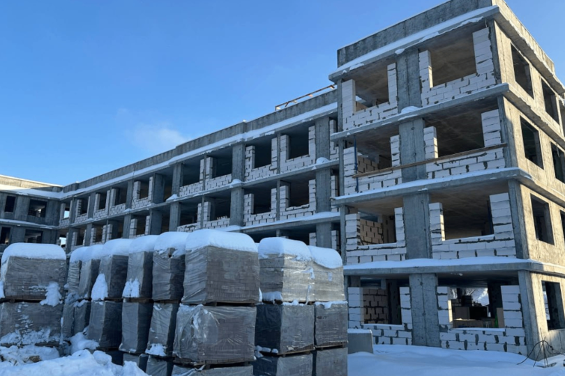Подрядчик завершил монолитные работы в доме для переселенцев из аварийного жилья в подмосковном Зарайске