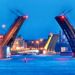 Сегодня ночью в Петербурге разведут три моста