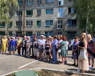 В поселке Солнечный Советского района Республики Марий Эл 48 человек, проживавших в аварийном жилищном фонде, получили ключи от новых квартир